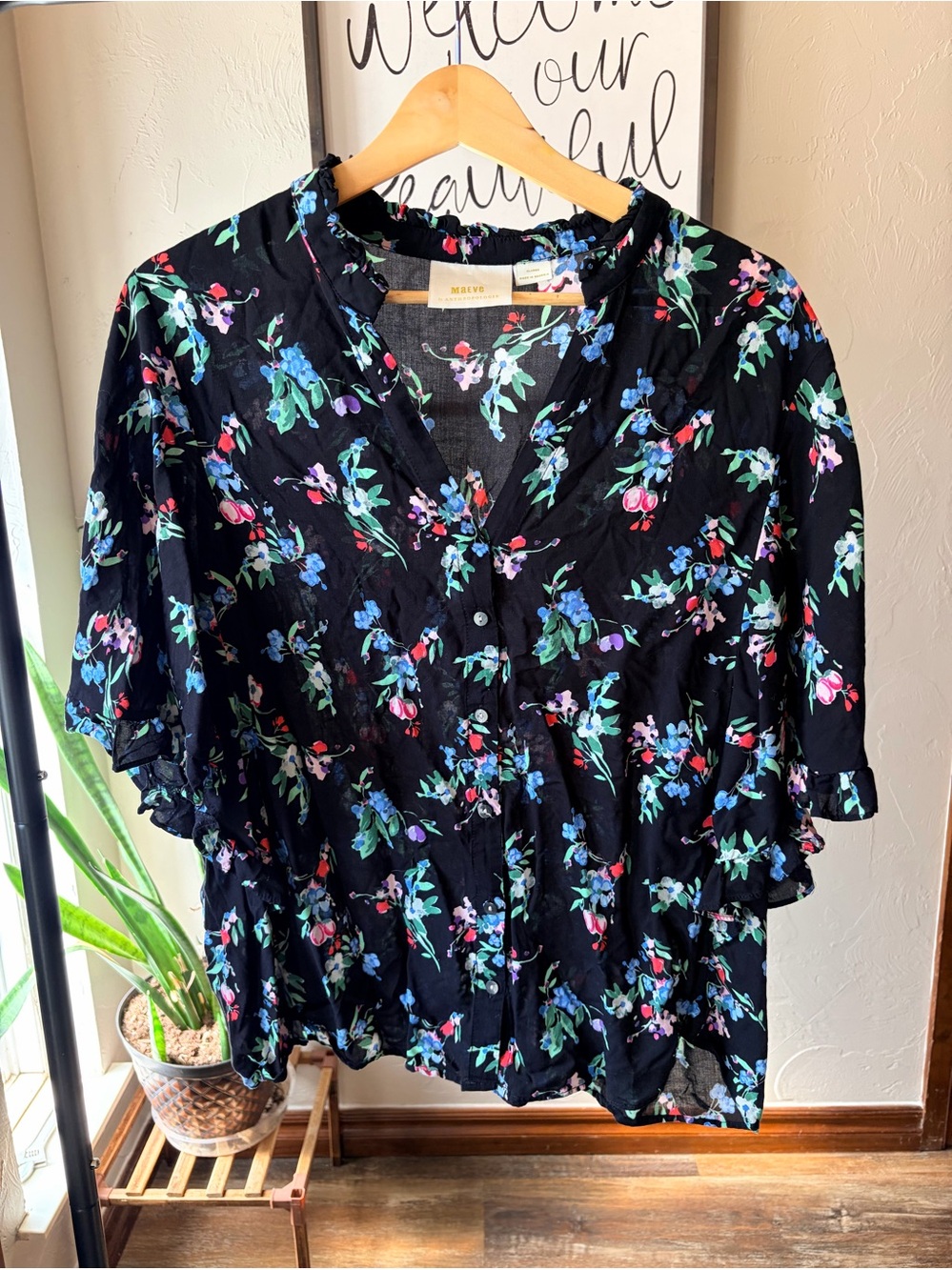 Maeve Anthropologie Top Womens XL Black Floral Button Down Aveiro Flutter Sleeve